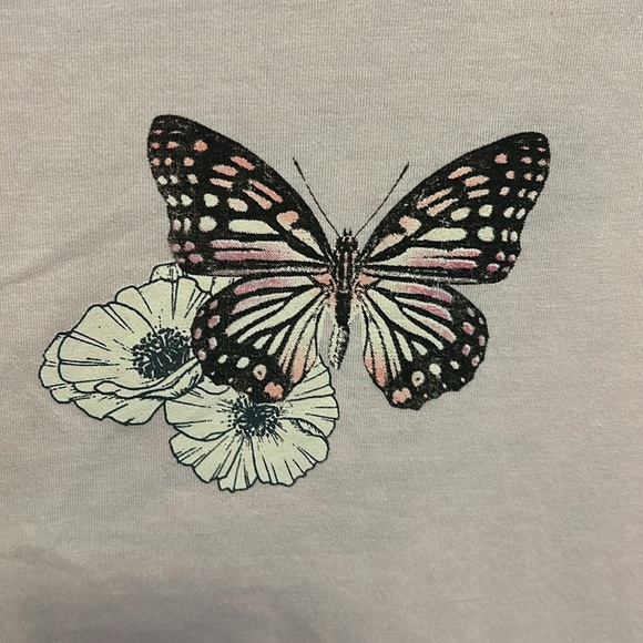 Rebellious one tee - Picture 3 of 7